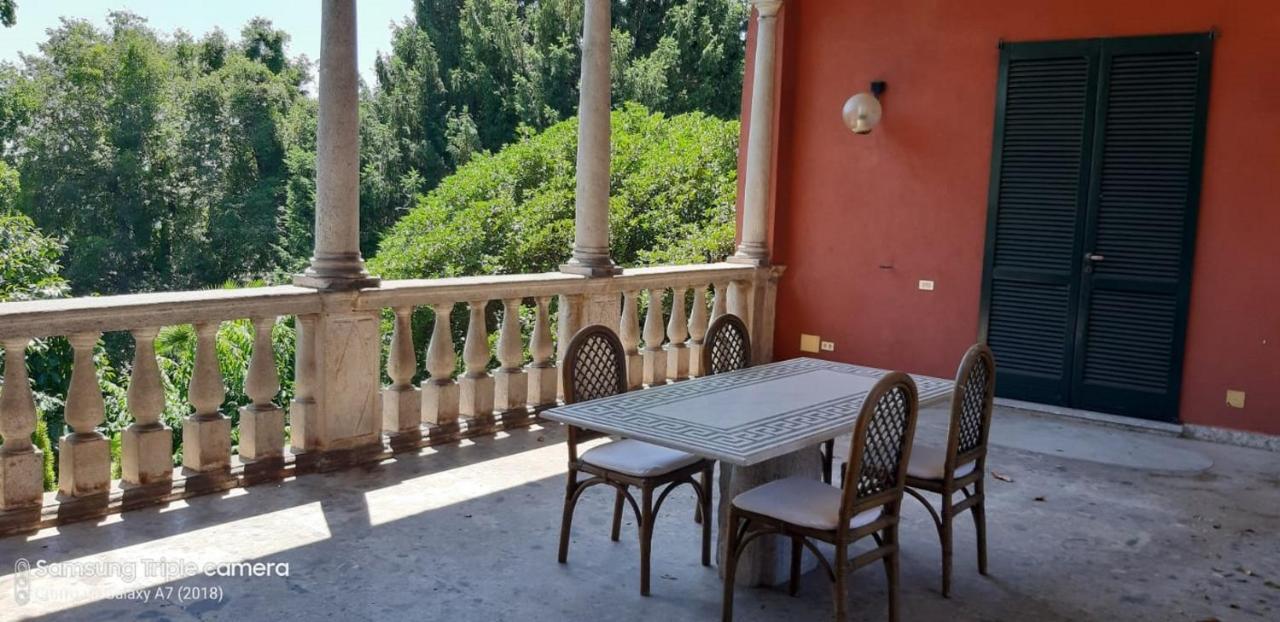 Villa Magnolia Lago Maggiore Besozzo Exteriör bild