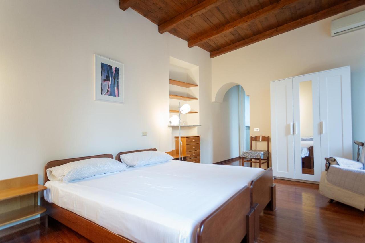 Villa Magnolia Lago Maggiore Besozzo Exteriör bild